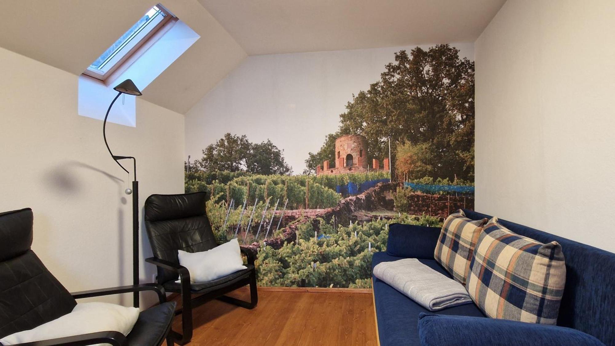 Winzerglueck Apartment *